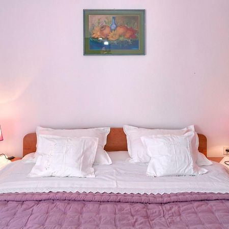 Guesthouse Wish Stari Grad  Exterior foto