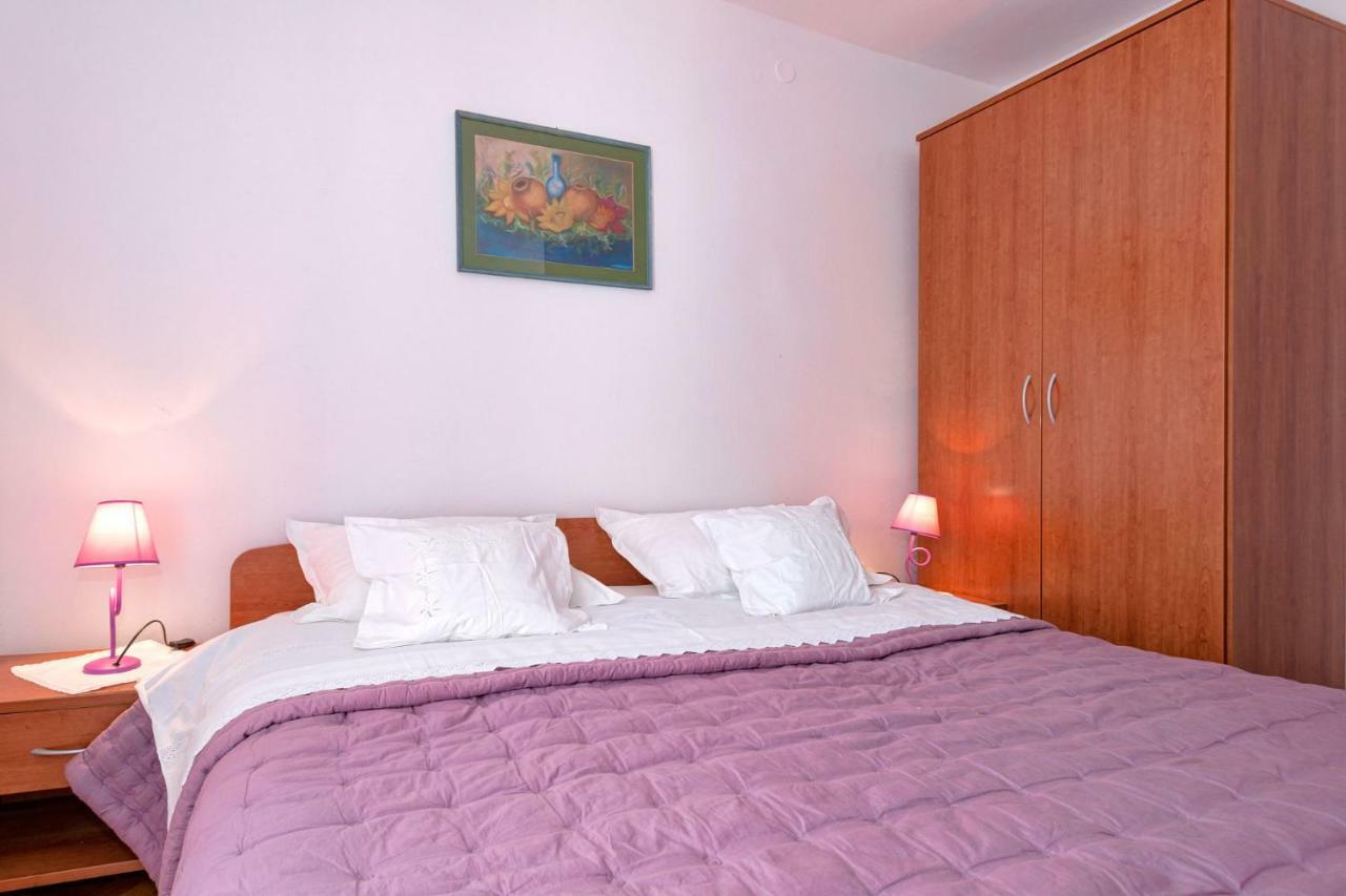 Guesthouse Wish Stari Grad  Exterior foto